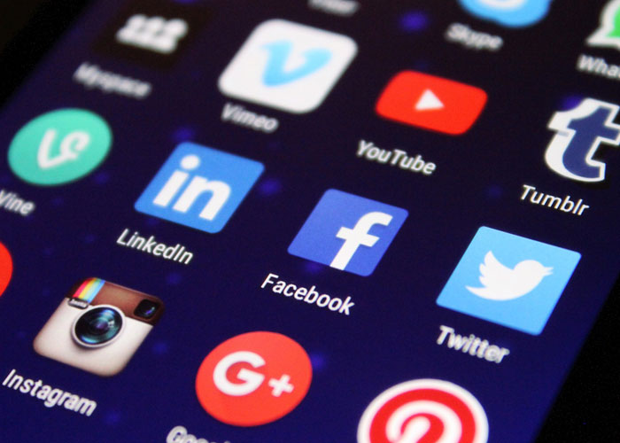 Hiring through Social Media Hiring through Social Media